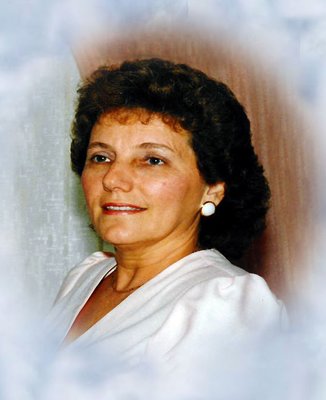 Yvonne Dos Santos